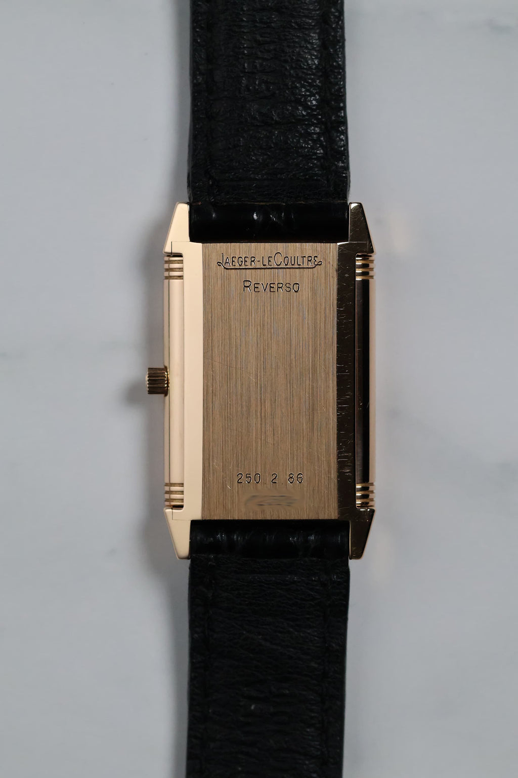 Reverse side of the Jaeger-LeCoultre Reverso 250.2.86, with blank rose gold caseback.