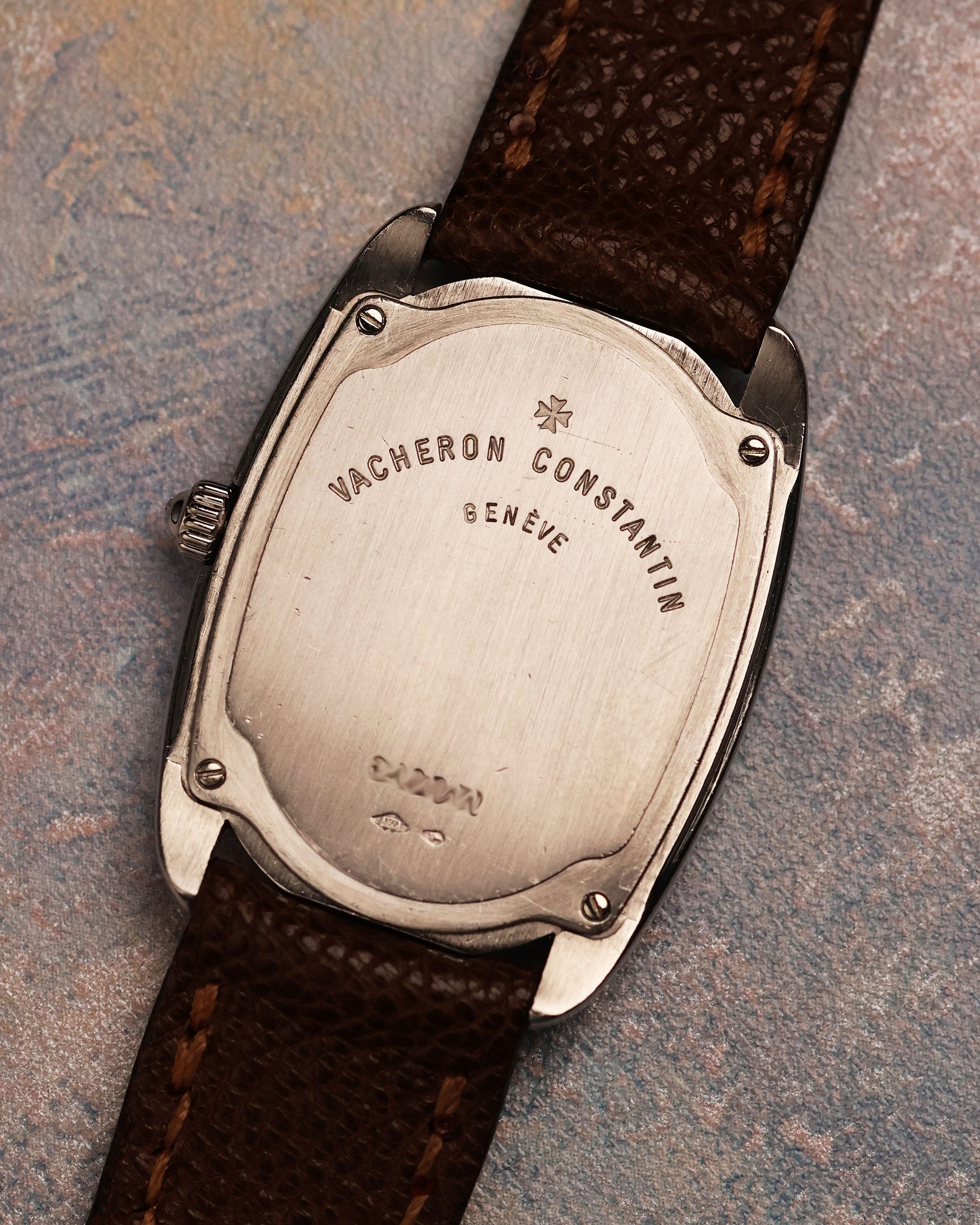 Caseback of the Vacheron Constantin Historiques 31110 platinum, engraved with the Vacheron Constantin Genève signature and platinum hallmarks.